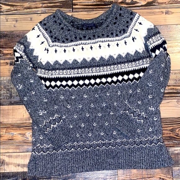 American Eagle Grey Sweater size medium - Picture 1 of 4